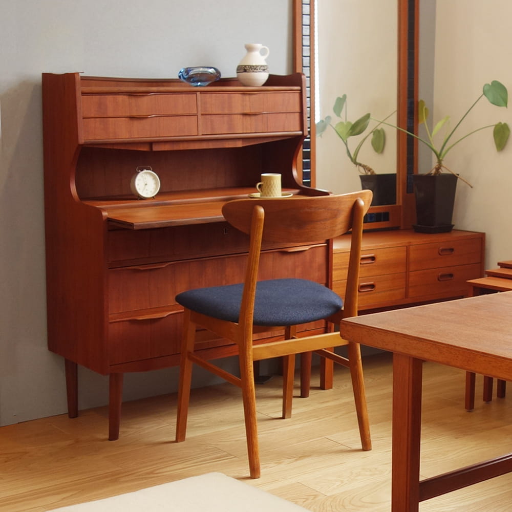 北欧ヴィンテージ・ダイニングチェア ネイビー