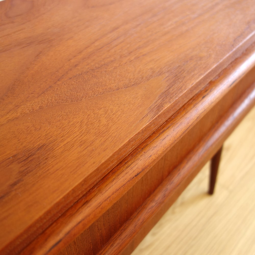 チークのヴィンテージチェスト詳細