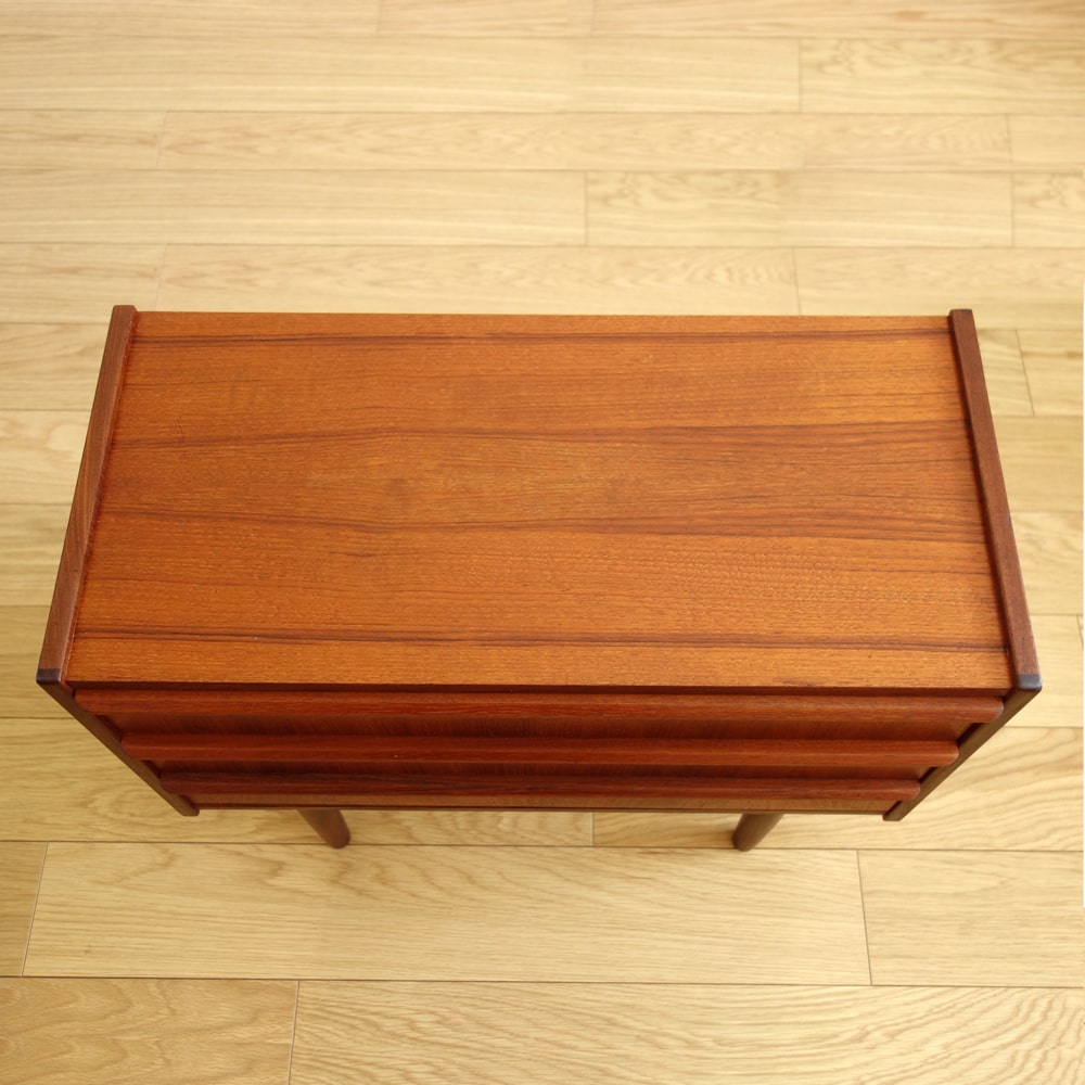 北欧チェスト上面