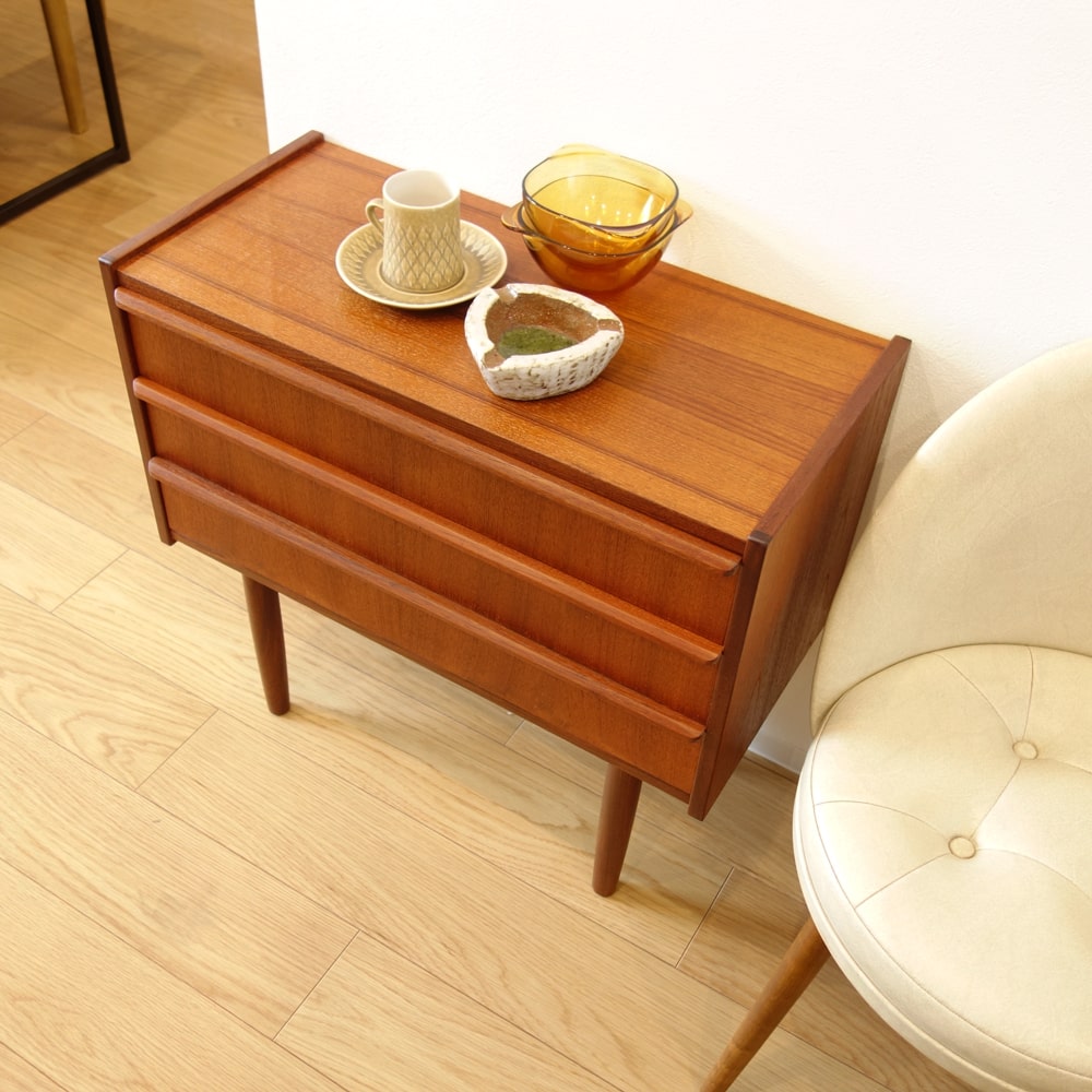 北欧ヴィンテージ家具　サイドチェスト