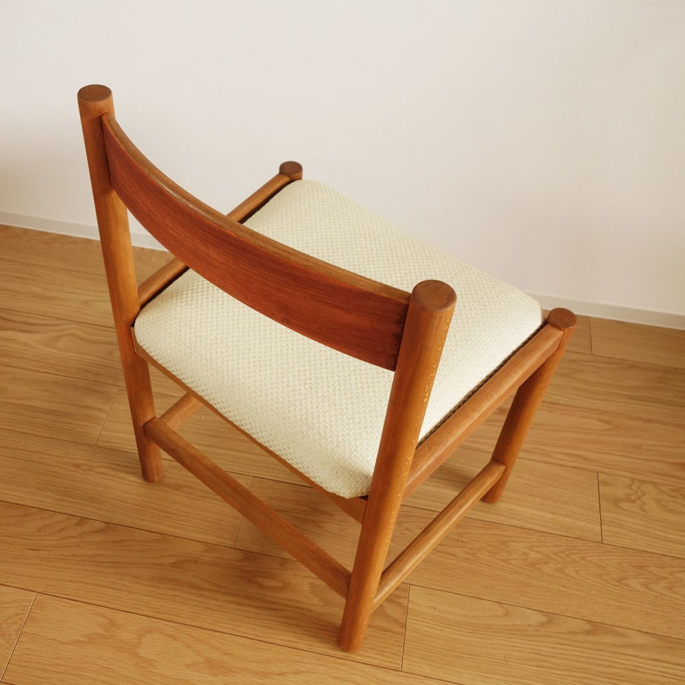 北欧ダイニングチェア 上面