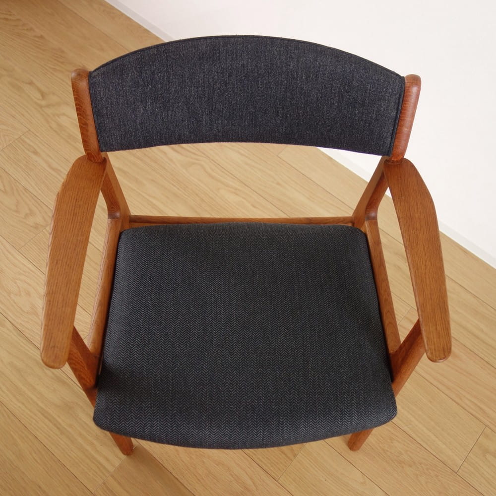 北欧ビンテージ肘掛け椅子　上面