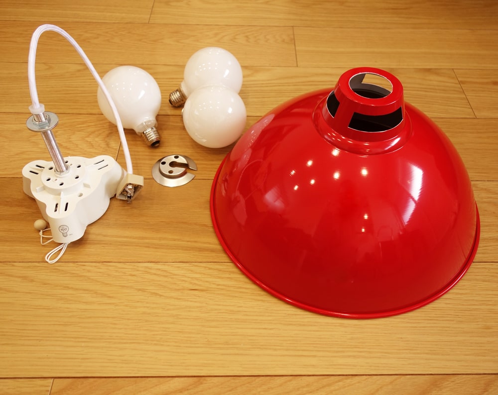 アルミシェード吊り下げライト3灯