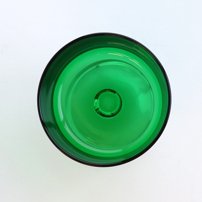 グリーンのガラスシャーベットグラス表面